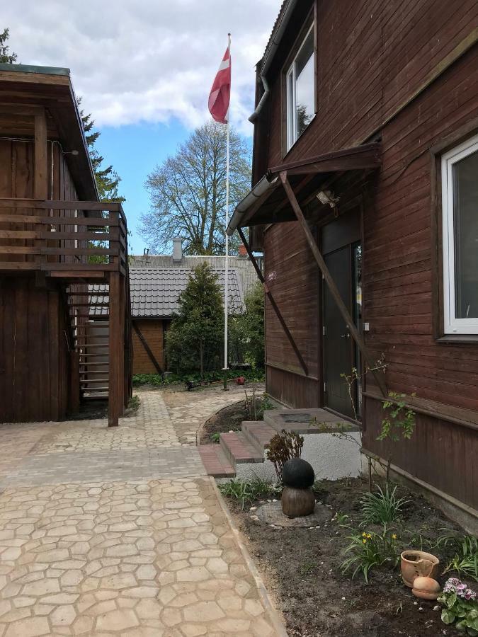 Viesu Maja Arnicani Ragaciems Exteriör bild