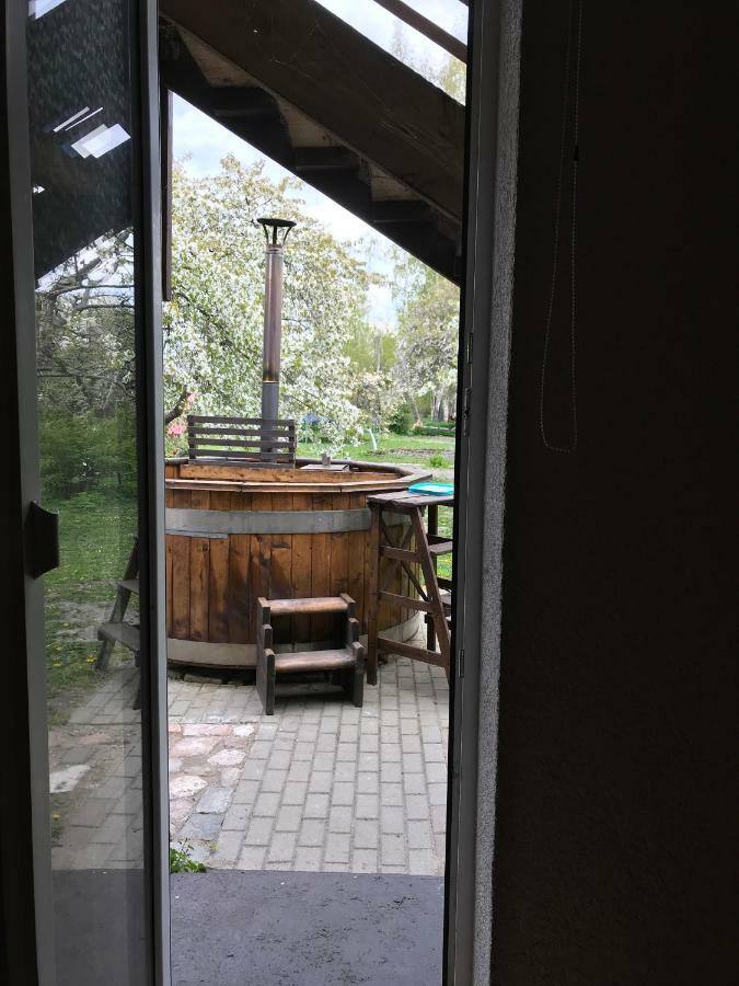 Viesu Maja Arnicani Ragaciems Exteriör bild